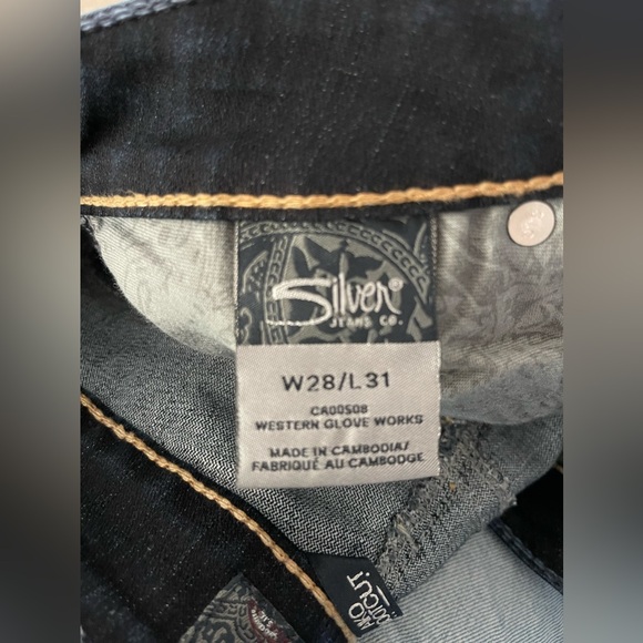 Silver Jeans - Picture 3 of 4